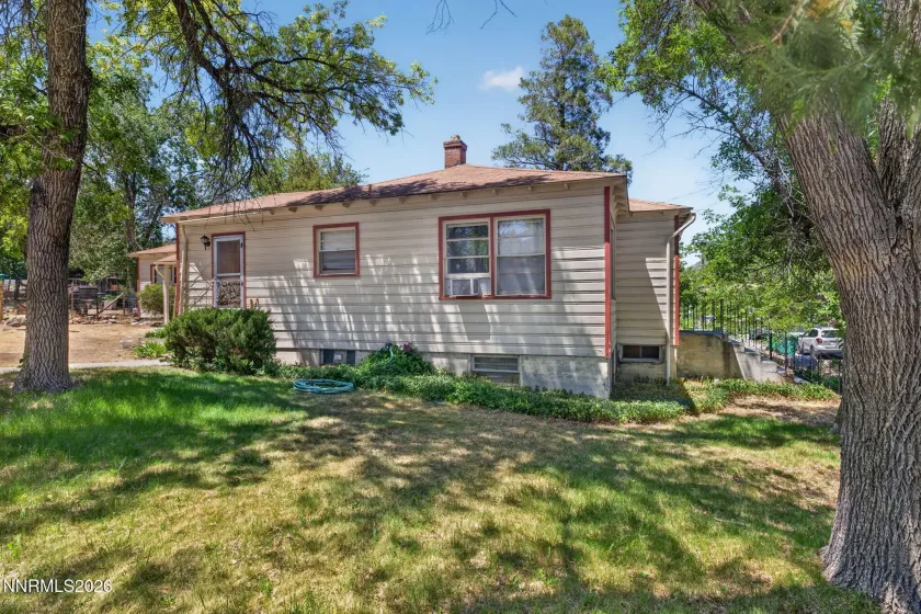 1301 Faland, Reno, Nevada 89503, 4 Bedrooms Bedrooms, ,3 BathroomsBathrooms,Residential Income,Residential,Faland,0,260007966