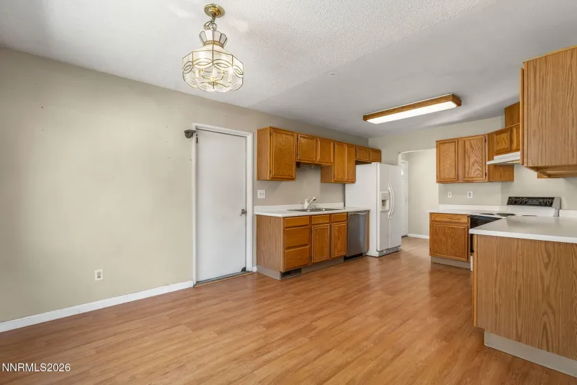 1765 O Farrell, Reno, Nevada 89503, 4 Bedrooms Bedrooms, ,2 BathroomsBathrooms,Residential,Residential,O Farrell,0,260007975