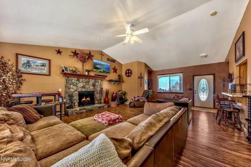 2827 Wade, Minden, Nevada 89423, 4 Bedrooms Bedrooms, ,3 BathroomsBathrooms,Residential,Residential,Wade,0,260007978