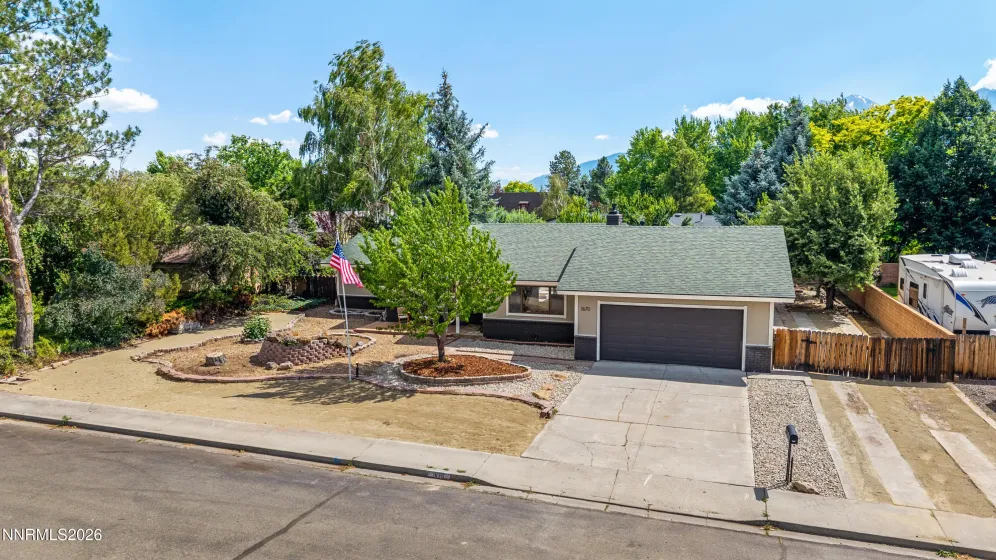 1670 Belarra, Minden, Nevada 89423, 3 Bedrooms Bedrooms, ,3 BathroomsBathrooms,Residential,Residential,Belarra,0,260007980