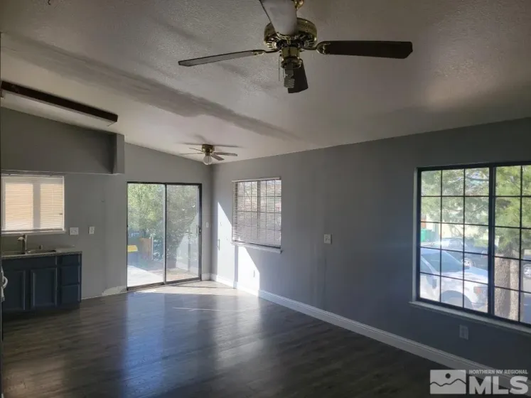 6769 Peppermint, Reno, Nevada 89506, 3 Bedrooms Bedrooms, ,2 BathroomsBathrooms,Residential,Residential,Peppermint,0,240015366