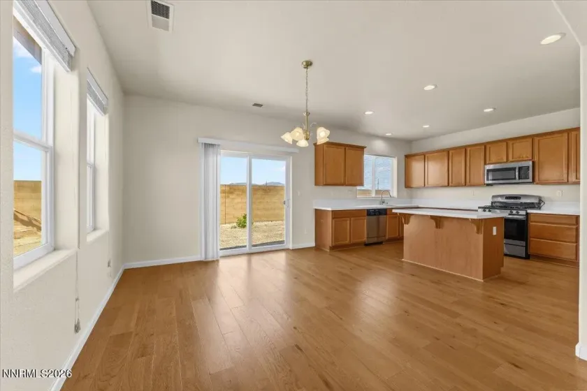 172 Walnut, Fernley, Nevada 89408, 4 Bedrooms Bedrooms, ,2 BathroomsBathrooms,Residential,Residential,Walnut,0,260007984