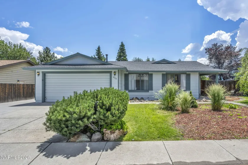 933 Lepori, Sparks, Nevada 89431, 3 Bedrooms Bedrooms, ,2 BathroomsBathrooms,Residential,Residential,Lepori,0,260007988