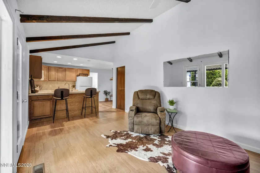 933 Lepori, Sparks, Nevada 89431, 3 Bedrooms Bedrooms, ,2 BathroomsBathrooms,Residential,Residential,Lepori,0,260007988