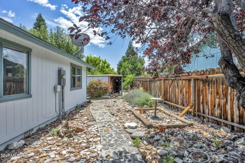 933 Lepori, Sparks, Nevada 89431, 3 Bedrooms Bedrooms, ,2 BathroomsBathrooms,Residential,Residential,Lepori,0,260007988