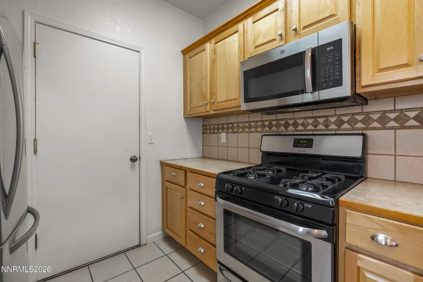 4310 Loreto, Reno, Nevada 89502, 2 Bedrooms Bedrooms, ,3 BathroomsBathrooms,Residential,Residential,Loreto,0,260007989