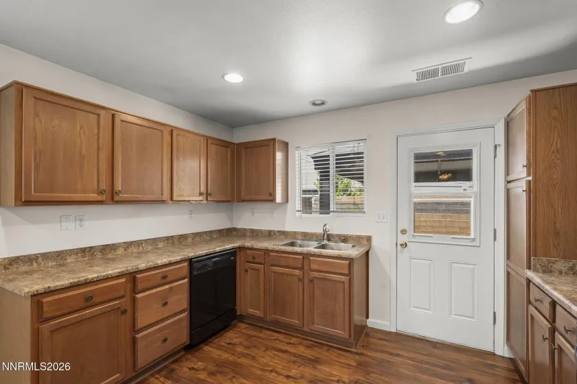 9350 Red Baron, Reno, Nevada 89506, 3 Bedrooms Bedrooms, ,2 BathroomsBathrooms,Residential,Residential,Red Baron,0,260007994