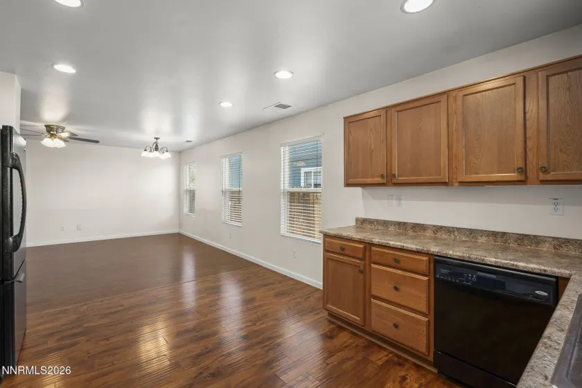9350 Red Baron, Reno, Nevada 89506, 3 Bedrooms Bedrooms, ,2 BathroomsBathrooms,Residential,Residential,Red Baron,0,260007994