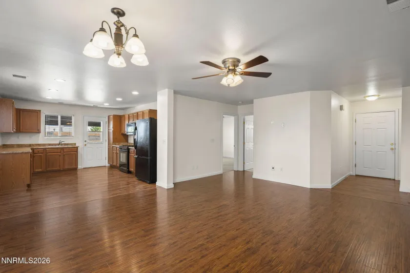 9350 Red Baron, Reno, Nevada 89506, 3 Bedrooms Bedrooms, ,2 BathroomsBathrooms,Residential,Residential,Red Baron,0,260007994