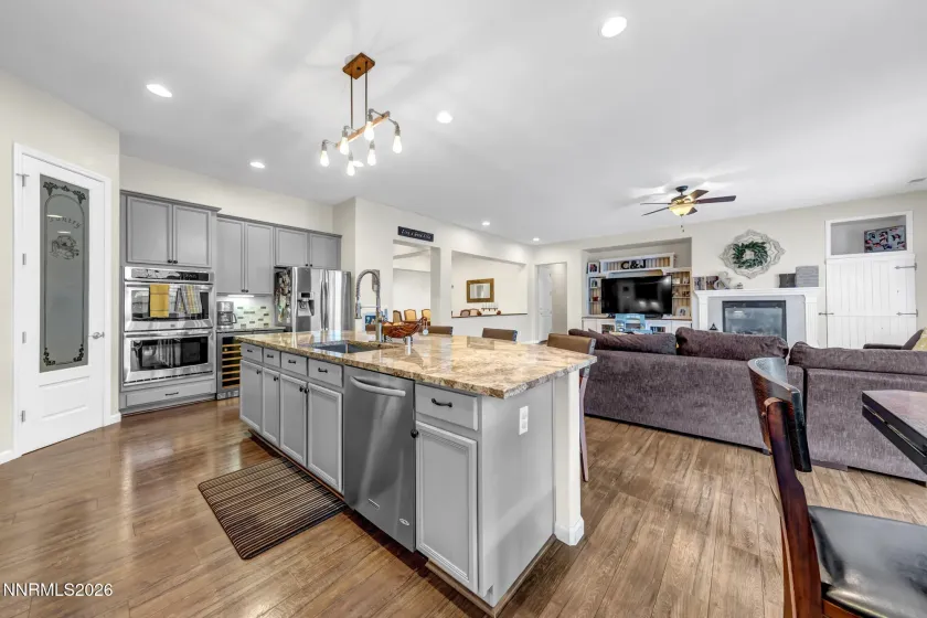 1646 Sunhaven, Reno, Nevada 89521, 3 Bedrooms Bedrooms, ,3 BathroomsBathrooms,Residential,Residential,Sunhaven,0,260007996