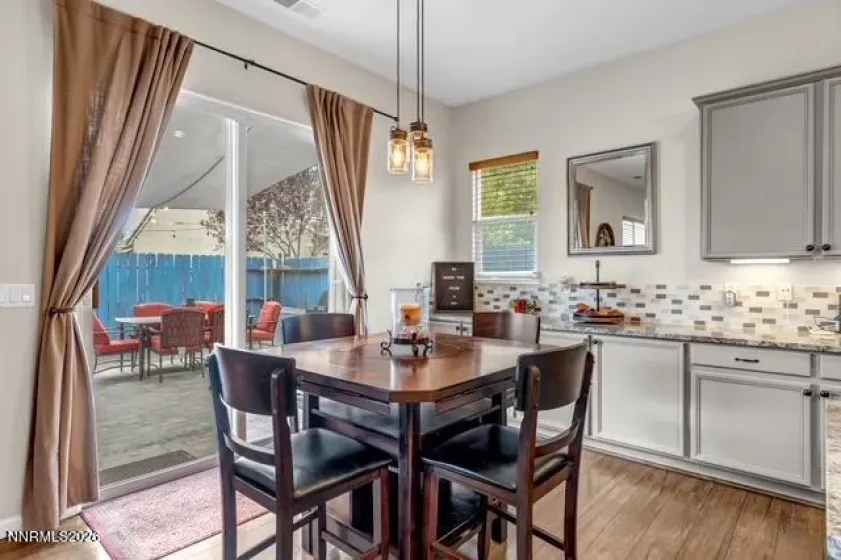 1646 Sunhaven, Reno, Nevada 89521, 3 Bedrooms Bedrooms, ,3 BathroomsBathrooms,Residential,Residential,Sunhaven,0,260007996