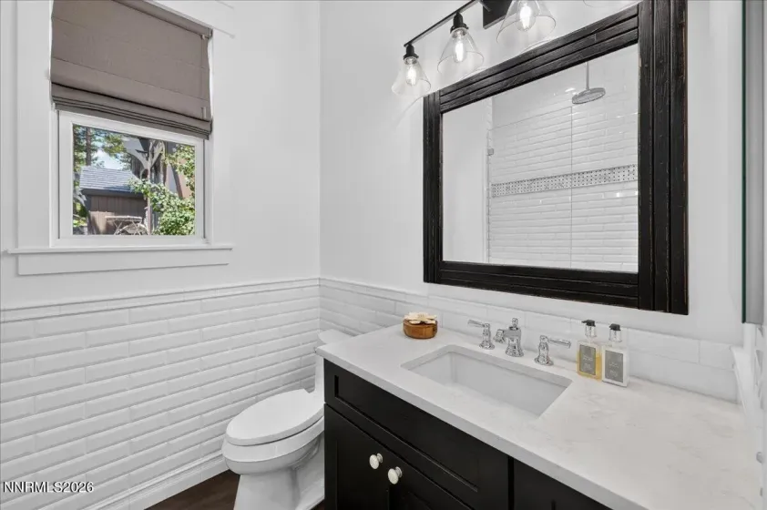 5755 Nordend, Reno, Nevada 89511, 4 Bedrooms Bedrooms, ,5 BathroomsBathrooms,Residential,Residential,Nordend,0,260008001