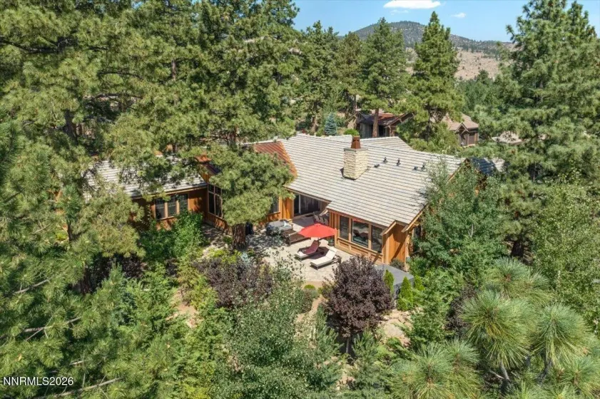 5755 Nordend, Reno, Nevada 89511, 4 Bedrooms Bedrooms, ,5 BathroomsBathrooms,Residential,Residential,Nordend,0,260008001