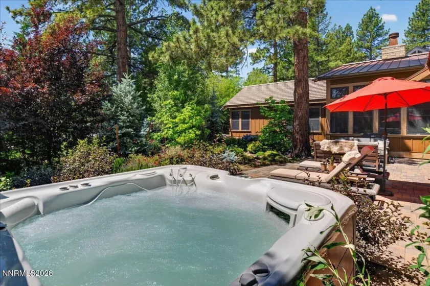 5755 Nordend, Reno, Nevada 89511, 4 Bedrooms Bedrooms, ,5 BathroomsBathrooms,Residential,Residential,Nordend,0,260008001