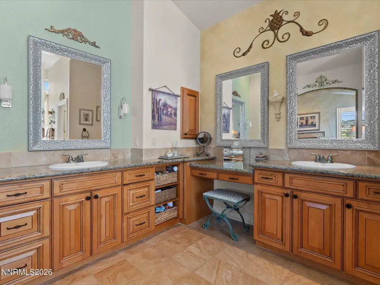 1224 Golden Eagle, Gardnerville, Nevada 89410, 4 Bedrooms Bedrooms, ,4 BathroomsBathrooms,Residential,Residential,Golden Eagle,0,260008002