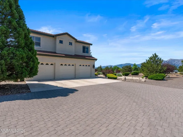 1224 Golden Eagle, Gardnerville, Nevada 89410, 4 Bedrooms Bedrooms, ,4 BathroomsBathrooms,Residential,Residential,Golden Eagle,0,260008002