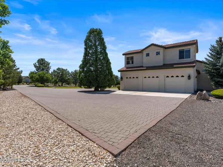 1224 Golden Eagle, Gardnerville, Nevada 89410, 4 Bedrooms Bedrooms, ,4 BathroomsBathrooms,Residential,Residential,Golden Eagle,0,260008002