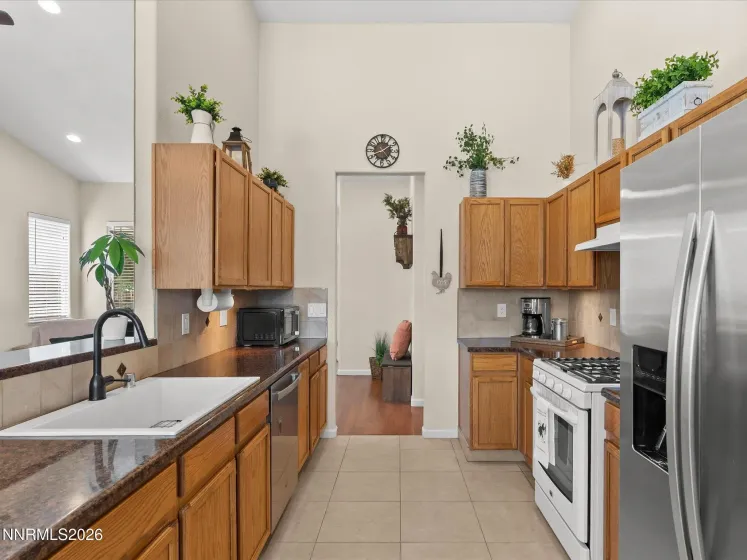 9561 Crystalline, Reno, Nevada 89506, 3 Bedrooms Bedrooms, ,2 BathroomsBathrooms,Residential,Residential,Crystalline,0,260008003