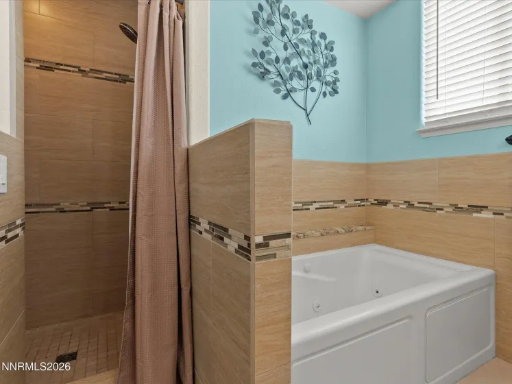 9561 Crystalline, Reno, Nevada 89506, 3 Bedrooms Bedrooms, ,2 BathroomsBathrooms,Residential,Residential,Crystalline,0,260008003