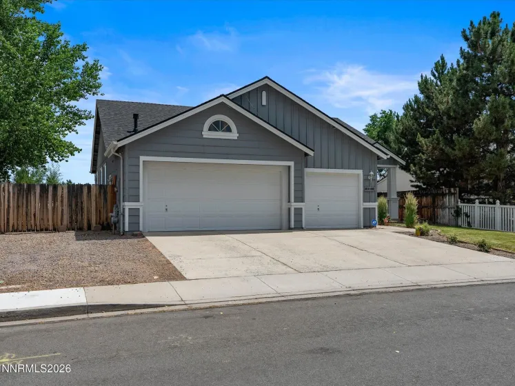 9561 Crystalline, Reno, Nevada 89506, 3 Bedrooms Bedrooms, ,2 BathroomsBathrooms,Residential,Residential,Crystalline,0,260008003