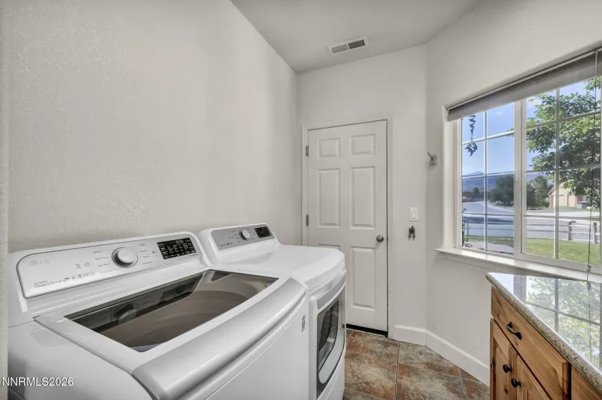 1007 Ryegrass, Dayton, Nevada 89403, 3 Bedrooms Bedrooms, ,2 BathroomsBathrooms,Residential,Residential,Ryegrass,0,260008004