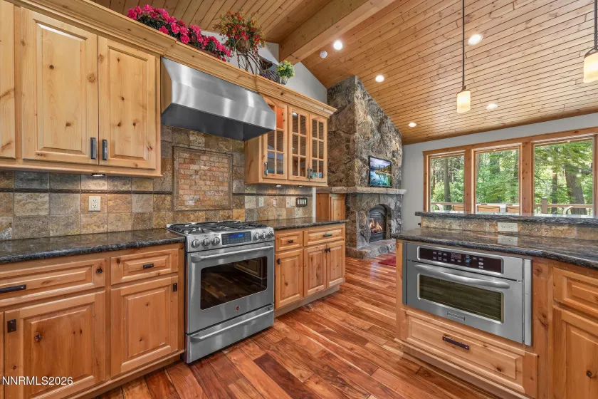 359 Summit, Stateline, Nevada 89449, 4 Bedrooms Bedrooms, ,4 BathroomsBathrooms,Residential,Residential,Summit,0,260008005