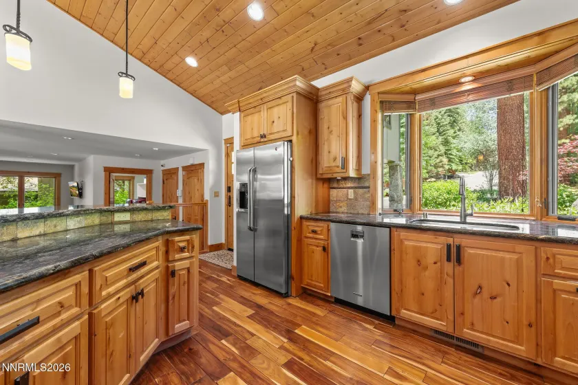 359 Summit, Stateline, Nevada 89449, 4 Bedrooms Bedrooms, ,4 BathroomsBathrooms,Residential,Residential,Summit,0,260008005