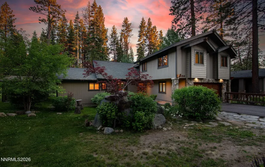 359 Summit, Stateline, Nevada 89449, 4 Bedrooms Bedrooms, ,4 BathroomsBathrooms,Residential,Residential,Summit,0,260008005