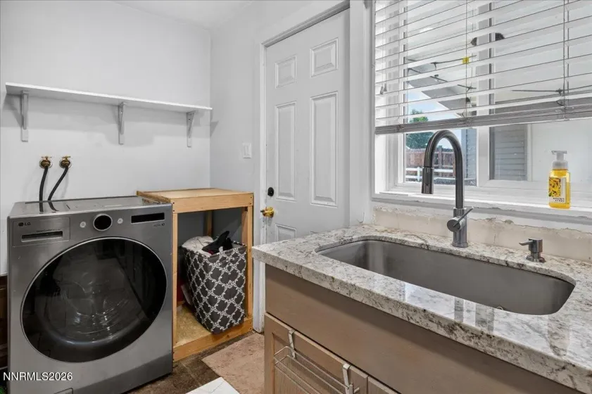 12310 Rocky Mountain, Reno, Nevada 89506, 2 Bedrooms Bedrooms, ,1 BathroomBathrooms,Residential,Residential,Rocky Mountain,0,260008008