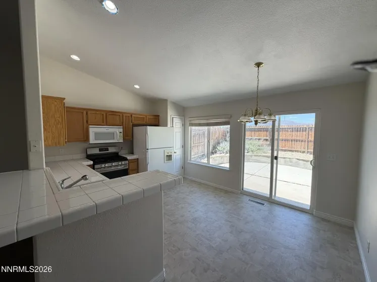 2136 Fort Bridger, Fernley, Nevada 89408, 3 Bedrooms Bedrooms, ,2 BathroomsBathrooms,Residential,Residential,Fort Bridger,0,260008010