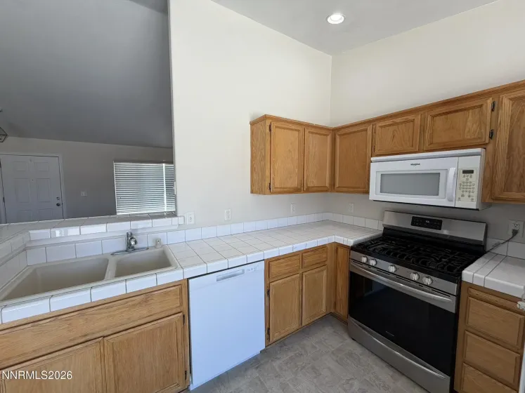2136 Fort Bridger, Fernley, Nevada 89408, 3 Bedrooms Bedrooms, ,2 BathroomsBathrooms,Residential,Residential,Fort Bridger,0,260008010