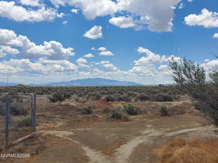 5260 Pioneer, Winnemucca, Nevada 89445, 3 Bedrooms Bedrooms, ,2 BathroomsBathrooms,Residential,Residential,Pioneer,0,260008013