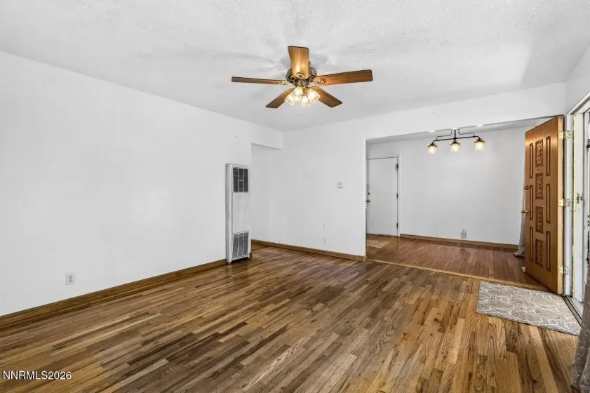 1055 Curti, Reno, Nevada 89502, 3 Bedrooms Bedrooms, ,1 BathroomBathrooms,Residential,Residential,Curti,0,260008030