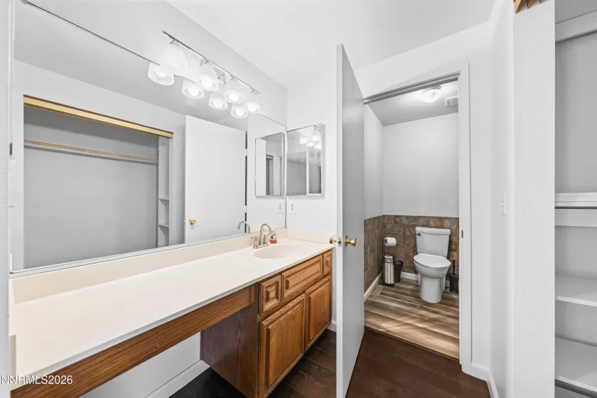 6895 Pah Rah, Sparks, Nevada 89436, 3 Bedrooms Bedrooms, ,3 BathroomsBathrooms,Residential,Residential,Pah Rah,0,260008032