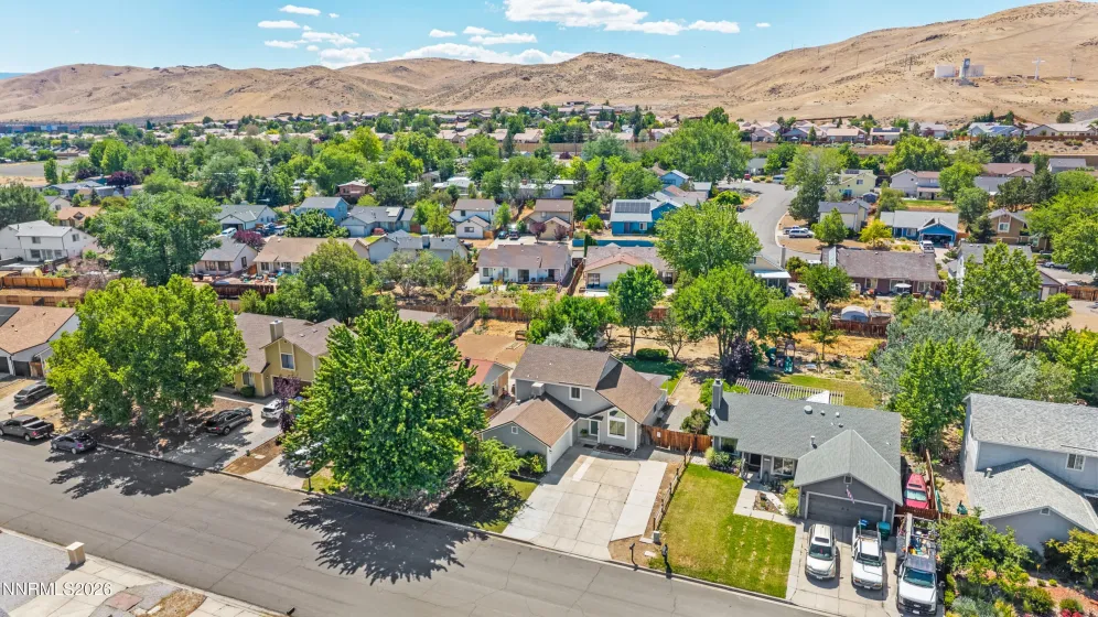 6895 Pah Rah, Sparks, Nevada 89436, 3 Bedrooms Bedrooms, ,3 BathroomsBathrooms,Residential,Residential,Pah Rah,0,260008032