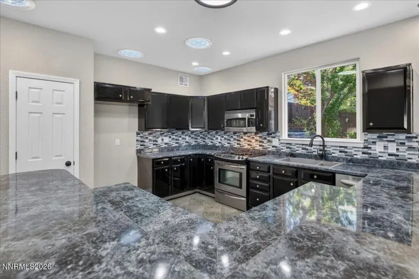 3281 Platte River, Reno, Nevada 89503, 3 Bedrooms Bedrooms, ,2 BathroomsBathrooms,Residential,Residential,Platte River,0,260007588