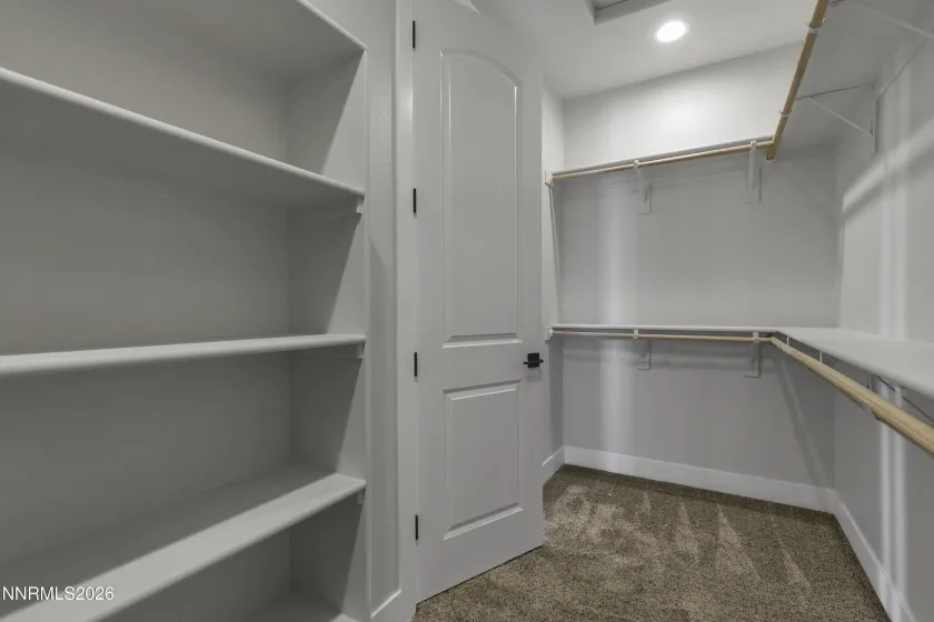986 La Strata, Minden, Nevada 89423, 3 Bedrooms Bedrooms, ,3 BathroomsBathrooms,Residential,Residential,La Strata,0,260008036