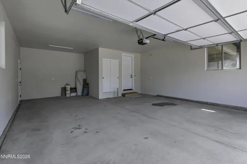 986 La Strata, Minden, Nevada 89423, 3 Bedrooms Bedrooms, ,3 BathroomsBathrooms,Residential,Residential,La Strata,0,260008036
