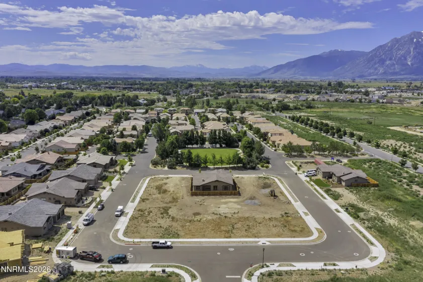 986 La Strata, Minden, Nevada 89423, 3 Bedrooms Bedrooms, ,3 BathroomsBathrooms,Residential,Residential,La Strata,0,260008036