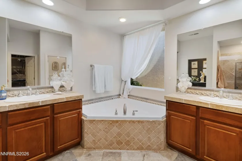 9465 Cordoba, Sparks, Nevada 89441, 3 Bedrooms Bedrooms, ,3 BathroomsBathrooms,Residential,Residential,Cordoba,0,260008037