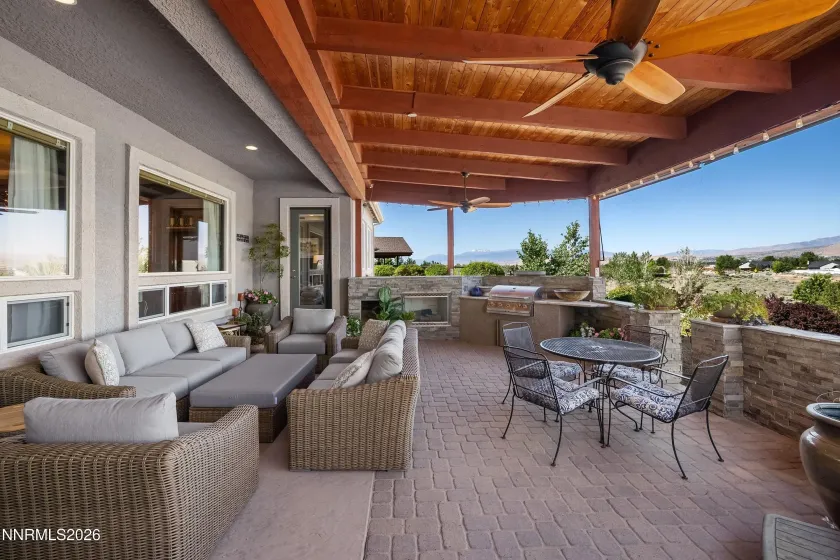 9465 Cordoba, Sparks, Nevada 89441, 3 Bedrooms Bedrooms, ,3 BathroomsBathrooms,Residential,Residential,Cordoba,0,260008037