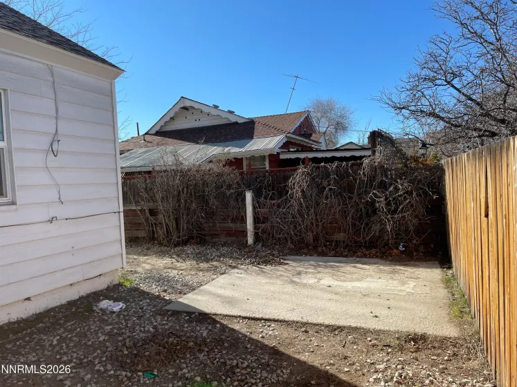 1522 F, Sparks, Nevada 89431, 4 Bedrooms Bedrooms, ,4 BathroomsBathrooms,Residential Income,Residential,F,0,260008039