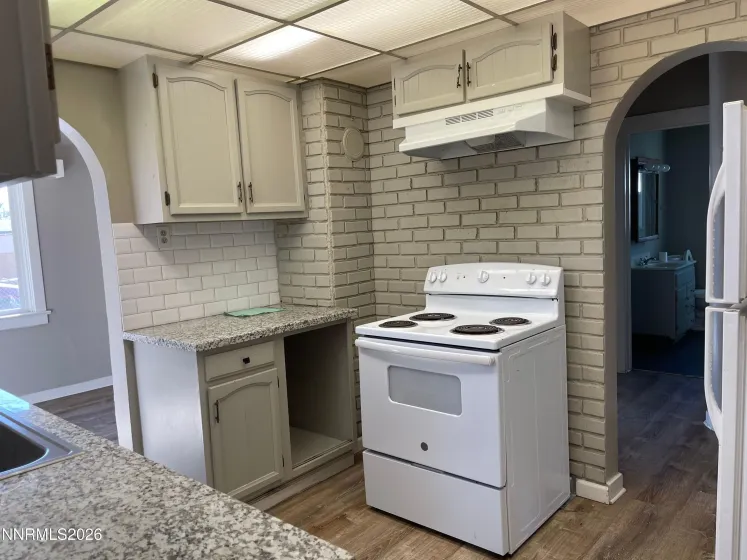 1522 F, Sparks, Nevada 89431, 4 Bedrooms Bedrooms, ,4 BathroomsBathrooms,Residential Income,Residential,F,0,260008039