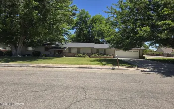 14 Willow, Yerington, Nevada 89447, 3 Bedrooms Bedrooms, ,2 BathroomsBathrooms,Residential,Residential,Willow,0,260008043