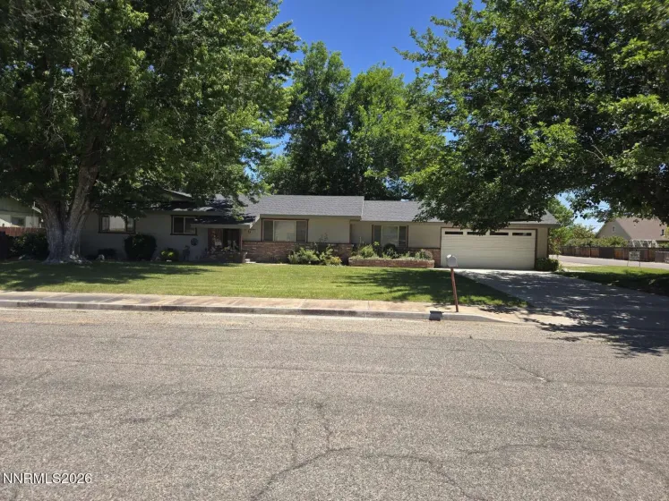 14 Willow, Yerington, Nevada 89447, 3 Bedrooms Bedrooms, ,2 BathroomsBathrooms,Residential,Residential,Willow,0,260008043