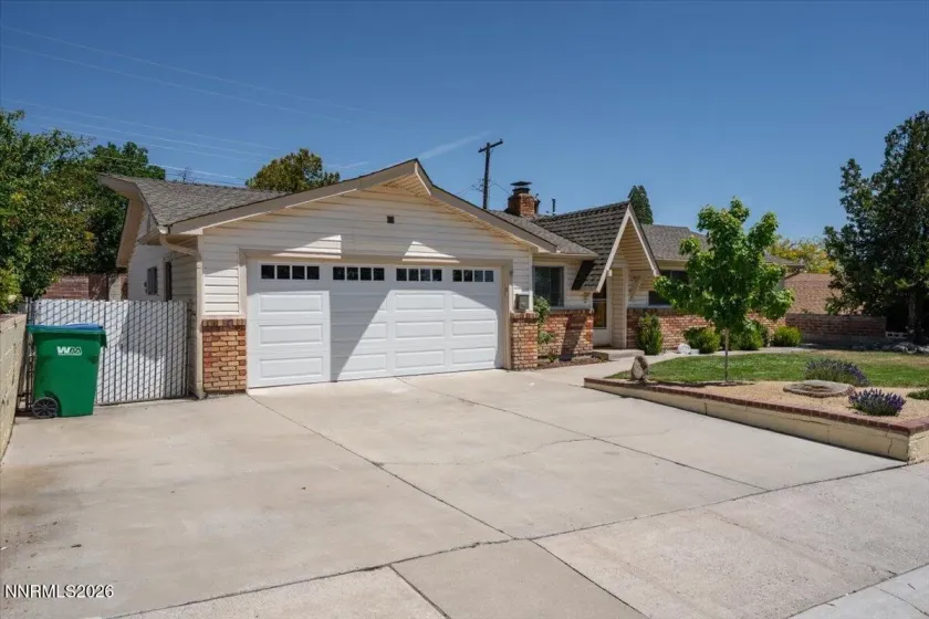 2205 Carlin, Reno, Nevada 89503, 3 Bedrooms Bedrooms, ,2 BathroomsBathrooms,Residential,Residential,Carlin,0,260007640