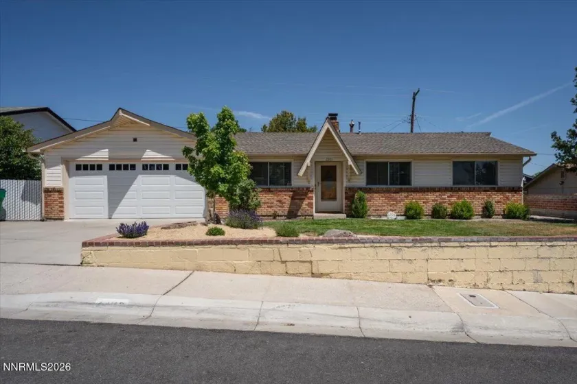 2205 Carlin, Reno, Nevada 89503, 3 Bedrooms Bedrooms, ,2 BathroomsBathrooms,Residential,Residential,Carlin,0,260007640