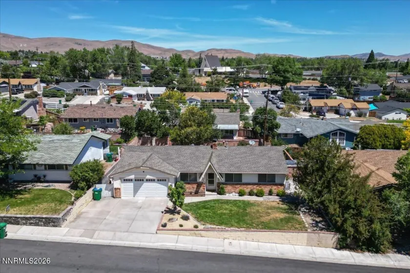 2205 Carlin, Reno, Nevada 89503, 3 Bedrooms Bedrooms, ,2 BathroomsBathrooms,Residential,Residential,Carlin,0,260007640