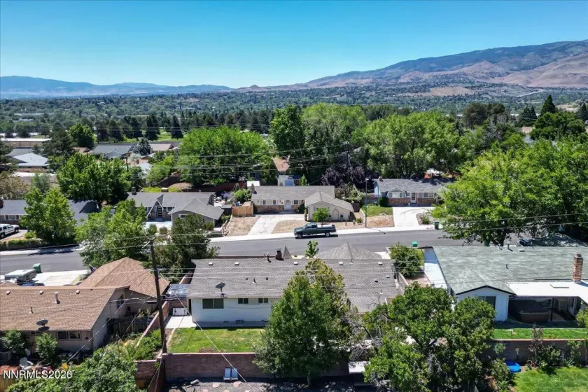 2205 Carlin, Reno, Nevada 89503, 3 Bedrooms Bedrooms, ,2 BathroomsBathrooms,Residential,Residential,Carlin,0,260007640