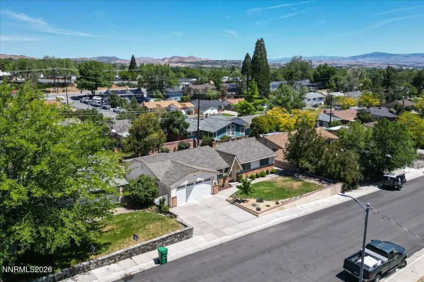 2205 Carlin, Reno, Nevada 89503, 3 Bedrooms Bedrooms, ,2 BathroomsBathrooms,Residential,Residential,Carlin,0,260007640